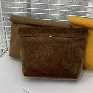 Sac de rangement pliable grande capacité en fausse fourrure de cheval, sac de maquillage portable pour femmes - Product Image 3