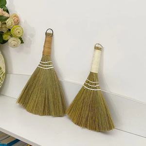 <span class=keywords><strong>Balai</strong></span> en bambou à long manche, herbe de la pampa tressée, doux, pour le nettoyage du salon, élimination de la poussière domestique, disponible en gros dans le Guangxi - Product Image 4