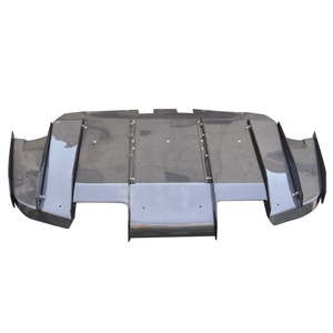 ดิฟฟิวเซอร์หลังคาร์บอนไฟเบอร์คุณภาพสูงสไตล์ VRS สำหรับ BMW F80 M3 F82 M4 ปี 2014 - 2019 ป้องกันกันชนหลัง - Product Image 3