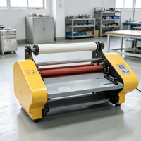 Machine de plastification industrielle robuste pour l'usine d'emballage, plastification de films vinyle, autocollants PVC et matériaux en rouleau