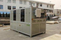 Máquina automática de corte y plegado de láminas de membrana doméstica