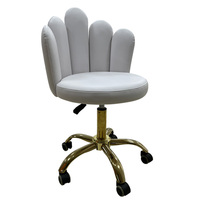 Tabouret en cuir rose de luxe avec roulettes, chaise de salon de beauté moderne, petite chaise de barbier