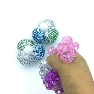 2022 Terbaru Tiga Warna Squishy Glitter Beads Bola Jaring Squishy Glitter Squishy Bola dengan Topi Venting Beads Bola Mainan