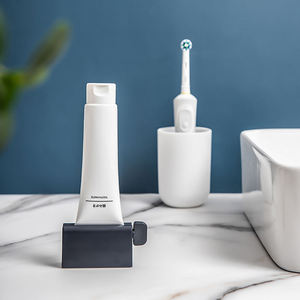 Soporte exprimidor Manual de dos piezas de plástico para Hotel al por mayor, accesorio de baño ecológico multifuncional, soporte portátil de viaje - Product Image 2