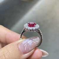Bague Romantique pour Femme en Argent 925 Plaqué Rhodium avec Rubis de Laboratoire Taille Ovale Sertie à Griffes – Cadeau Idéal pour Fête, Petite Amie, Fiançailles, Mariage