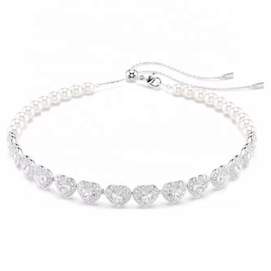 Collier Fleur Capsule Entièrement Sertie de Diamants, <span class=keywords><strong>Parure</strong></span> de Bijoux en Zircon Romantique et Luxueuse, Cadeau de Soirée Haut de Gamme - Product Image 3