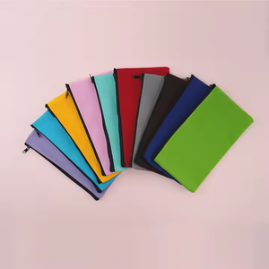 Estuche para lápices y bolsa de cosméticos con diseño de dulces en lona colorida, con cierre de cremallera, unisex, modelo Z0930 - Product Image 1