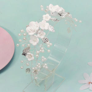 Fascia per capelli in argilla polimerica bianca squisita fatta a mano - Product Image 5