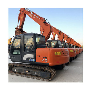 Mini-excavatrice Hitachi ZX70 d'occasion, 7 tonnes, hydraulique, chenilles, PLC, machine de construction, moteur japonais d'origine, modèle 2022, pompe - Product Image 1