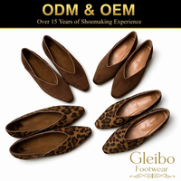 ODM OEM 2026 Escarpins plats en daim à découpe en V style rétro français, semelle intérieure en cuir souple, semelle extérieure antidérapante, deux options de doublure, chaussures décontractées pour femmes