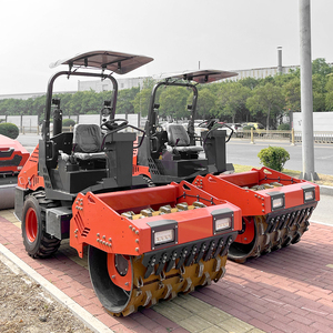 निर्माण मशीनरी 3 टन 4 टन 5टन डीजल या गैसोलीन मिनी कंसक्टर रोड रोलर सवारी रबर टायर के साथ डामर रोलर पर सवारी - Product Image 5