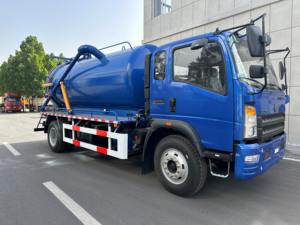 Truk penyedot kotoran sinottruck Howo kualitas tinggi 8CBM dijual 10 sampah menyedot air pembuangan kotor - Product Image 3