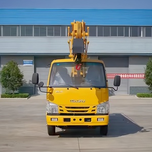 Camión con Plataforma Elevadora Plegable de Doble Fila ISUZU ELF 100p de 18.5m para Trabajos en Altura - Product Image 3