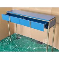 Console de rangement de luxe bleue de haute qualité à 4 tiroirs avec pieds métalliques fins, style victorien, pour salon, bureau ou villa