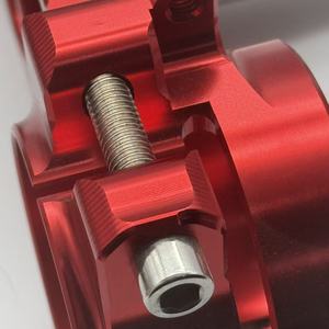 Triple Clamp in Alluminio Personalizzati per <span class=keywords><strong>Moto</strong></span> da Strada e Fuoristrada, per Honda, Yamaha, Kawasaki, <span class=keywords><strong>Suzuki</strong></span>, KTM - Product Image 6