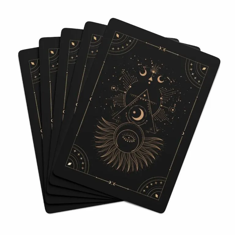 कस्टम काले सोने ताश खेल जर्मनी Blackcore चिकनी कार्ड स्टॉक पेशेवर लक्जरी पोकर कार्ड के डेक के साथ जेनेरिक टक बॉक्स