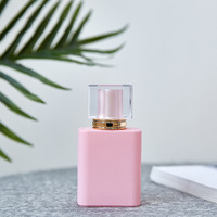 Bouteilles de parfum vides en verre carrées noires, blanches, roses, 30 ml, 50 ml, à prix abordable, vente en gros, avec pompe et sérigraphie