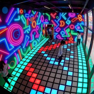 Équipement de <span class=keywords><strong>parc</strong></span> d'attractions intérieur rentable : Jeu de sol LED à pixels pour salle de jeux et centre de divertissement pour enfants - Fabricant - Product Image 5
