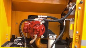 Excavadora de cadenas Hyundai 215VS usada, excavadora hidráulica de 25 toneladas para construcción y movimiento de tierras - Product Image 4