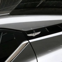 Autocollant de logo de voiture Totem d'aigle volant en métal 3D haut de gamme créatif personnalisé décalcomanie de voiture émaillage déployez vos ailes jeu de droits