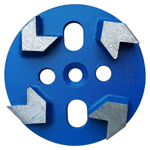 Bloc de meulage diamanté ultra-affûté de 4 pouces, qualité supérieure, 4 segments en forme de flèche, pour la rénovation des sols en béton - Product Image 1