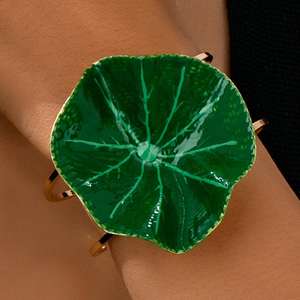 <span class=keywords><strong>Bracelet</strong></span> ouvert en forme de feuille de <span class=keywords><strong>lotus</strong></span> coloré et tendance Kaimei 2026, <span class=keywords><strong>bracelet</strong></span> en émail vert pour femmes, grand <span class=keywords><strong>bracelet</strong></span> manchette - Product Image 1