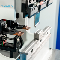 Presse plieuse CNC entièrement électrique Longbo EP06-04, machine de pliage polyvalente pour le traitement des barres omnibus et de la tôle