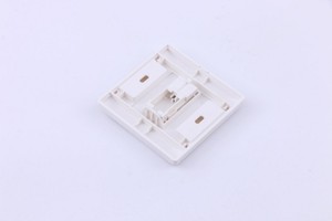 <span class=keywords><strong>Legrand</strong></span>/Siemon Low Profile ABS Retrofit Faceplate IP44 Outil-Moins 10s Snap-in Telecom Parts - Product Image 5