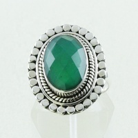 Bague en argent sterling 925 avec pierre émeraude verte Rava Designer. Bijoux en gros