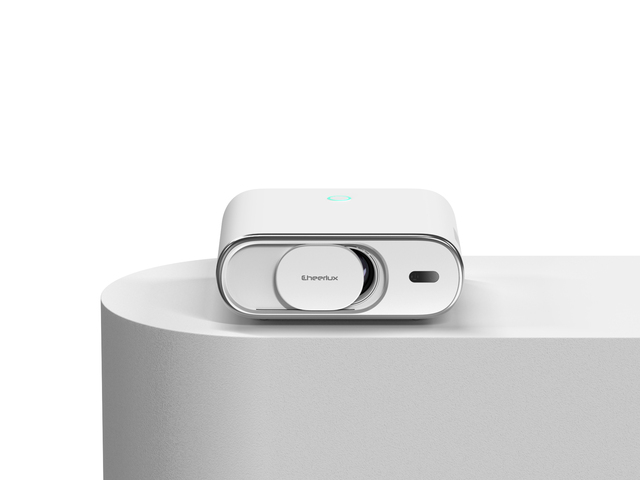 Factory OEM ODM Android TV Auto Focus Smart WiFi 6 BT Voice Control Projector with Google TV Dongle Support in 4K Outdoor