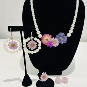 Offre Spéciale doux bijoux Art Vintage perle résine époxy différent coloré fleur à la main ensemble de bijoux pour les femmes