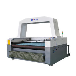 Découpeuse laser CO2 à alimentation automatique à grande vitesse pour textiles et tissus, métal, série 1610-1830, découpe de précision avec support IA - Product Image 2