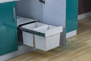 <span class=keywords><strong>Poubelle</strong></span> / Bac de rangement compact à montage <span class=keywords><strong>sous</strong></span> <span class=keywords><strong>évier</strong></span> avec poignée de porte intégrée et rail coulissant dissimulé - Product Image 3