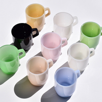 Maßgefertigte Undurchsichtige Jade-Milchgrüne Glasbecher Kreative Glas-Wassertasse Saft-Tee-Kaffee-Becher Trinkbecher Mit Henkel