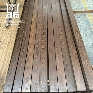 Tarimas de Madera de Fresno Marrón Ecológicas y Modernas con Tratamiento Térmico Natural, Sistema de Cierre por Clic TAP & GO, Tarimas de Madera de Fresno Maciza para Uso en Exteriores - Product Image 1