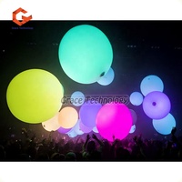 Ballon de foule de fête de taille personnalisée de ballon de lumière LED en PVC gonflable coloré pour accessoires de scène de Concert