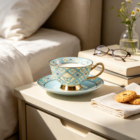 Service à café et soucoupe en porcelaine fine, motif floral papillon, 220 ml, style vintage anglais, pour le thé de l'après-midi, cadeau de mariage élégant