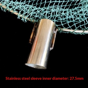 Tête de épuisette monobloc en acier inoxydable soudé avec <span class=keywords><strong>manche</strong></span> en bois et anneau, dotée d'un filet en nylon pour la pêche - Product Image 3