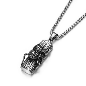 Collar de acero inoxidable estilo rock para hombre, joyería antiinsectos - Product Image 1