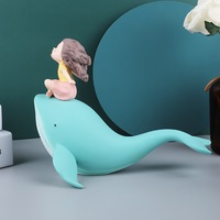 Ornement de baleine pour fille et figurine de fille montant sur un vent, objet de décoration mignon pour bureau, cadeau d'anniversaire japonais