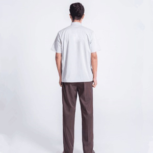 Uniformes de nettoyage à manches courtes pour le personnel d'entretien des propriétés, uniformes d'été pour les chambres d'hôtes pour hommes, impression en relief, vente directe - Product Image 4
