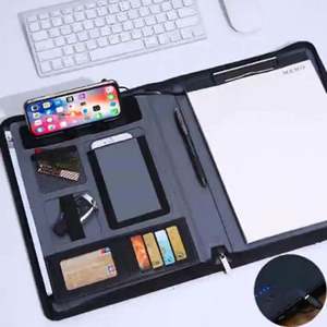 Cargador Portátil Multifunción A4 de Cuero PU con 8000 mAh, Clip para Gerentes, Regalo Empresarial, Agenda Personalizada Negra - Product Image 2