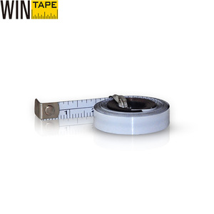 Cinta Métrica de Acero Wintech de 1 m, Métrica, Automática, Autoenrollable, con Hoja de Acero al Manganeso para Mediciones de Precisión - Product Image 1