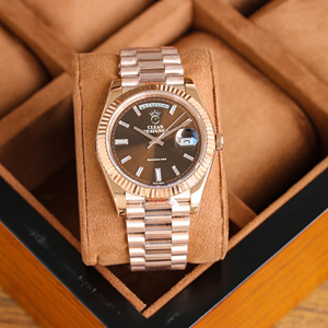 <span class=keywords><strong>2025</strong></span> Thời Trang Hàng Đầu Thiết Kế Thép Không Gỉ Sapphire Pha Lê Diver Phiên Bản Giới Hạn 40Mm Người Đàn Ông Của Đồng Hồ Sáng Lịch Hiển Thị 904L - Product Image 4