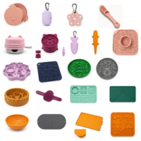 Produits pour animaux de compagnie en silicone personnalisés OEM ODM, tapis à lécher pour chien, gamelle anti-glouton, jouets et accessoires pour animaux de compagnie en silicone, vente en gros, conception sur mesure