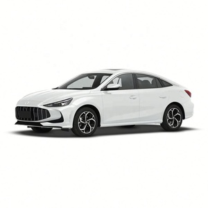 2026 Gran Oferta China Sedán MG MG5 Spoiler 4 Puertas 5 Plazas Coche Compacto Barato Gasolina/Petrolio Conducción Izquierda - Product Image 1