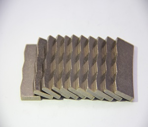 Ezhou Hồ Bắc Nhà Sản Xuất Granite Phân Đoạn 40x3.3*13/14/15/16/20 Cưa Kim Cương Phân Khúc Lưỡi - Product Image 1