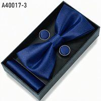 Ensemble Cadeau Cravate, Nœud Papillon, Pochette de Costume et Boutons de Manchette en Satin Couleur Unie pour Homme - Tie Factory