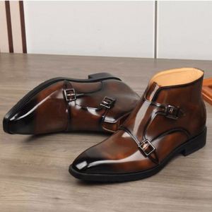 Chaussures habillées carrées pour hommes en cuir brocart gravé, faites à la main, haut de gamme, respirantes, antidérapantes, pour mariages et événements formels - Product Image 3