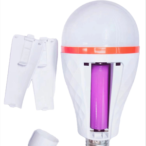 Ampoule LED intelligente rechargeable de haute qualité, IP65, éclairage d'urgence, batterie 2400 mAh, 3-5 heures d'éclairage d'urgence pour le camping - Product Image 1